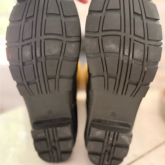 Joules Black Rain Boots with Yellow Trim - Picture 5 of 9